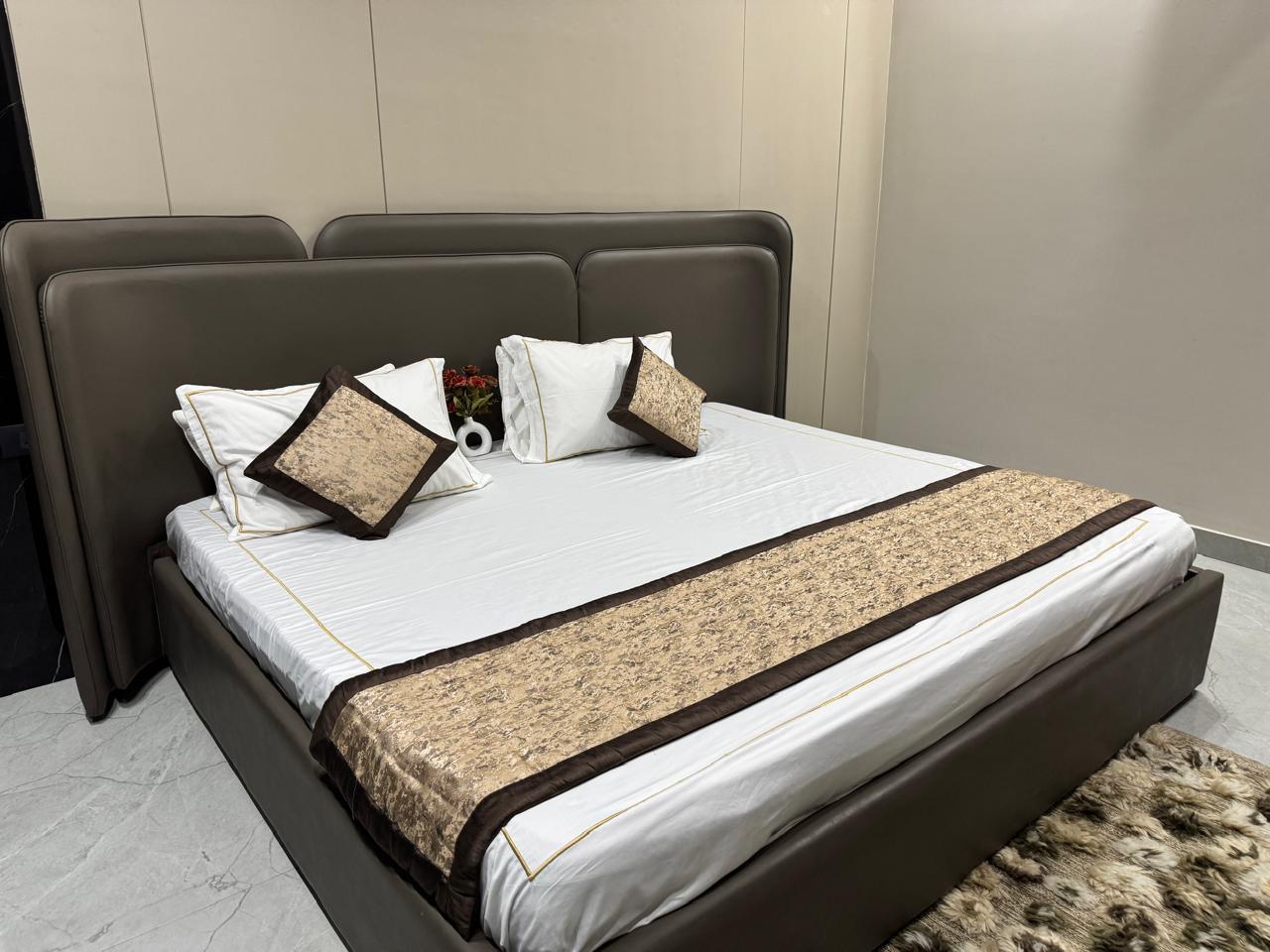 Bed runners with cushion