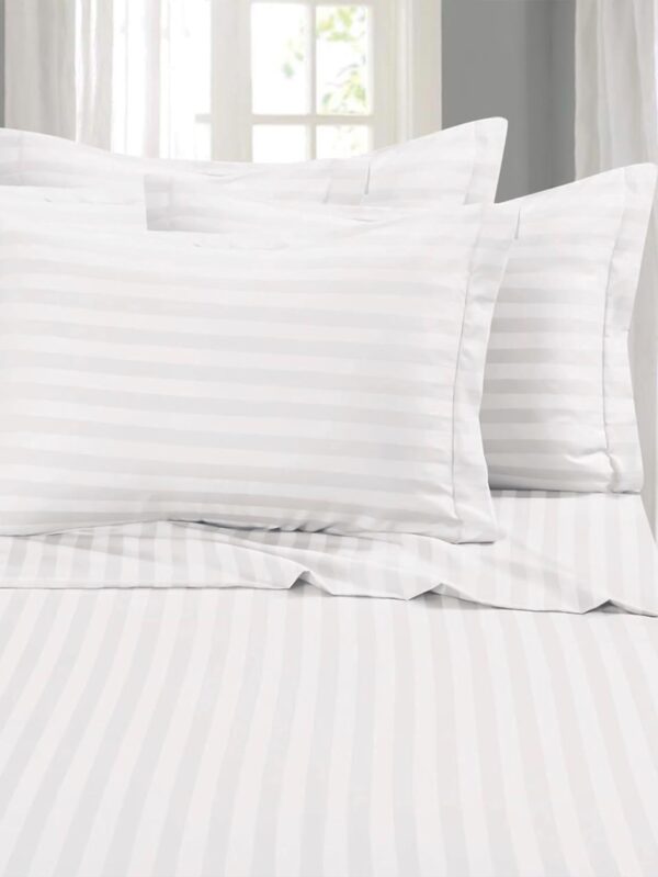 Conjugated Pillow